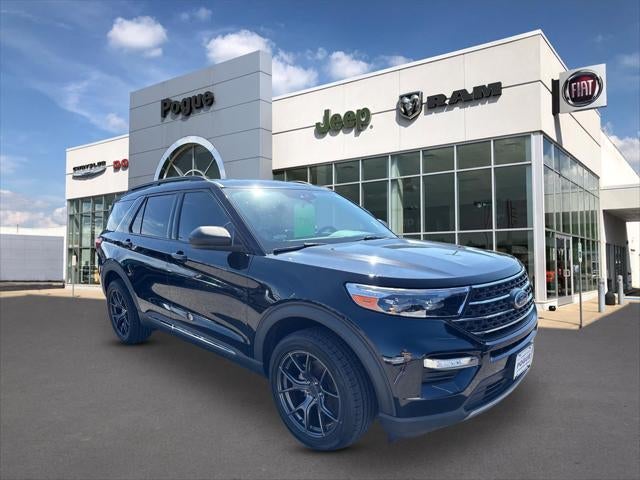 2022 Ford Explorer XLT in Black — front three-quarter view