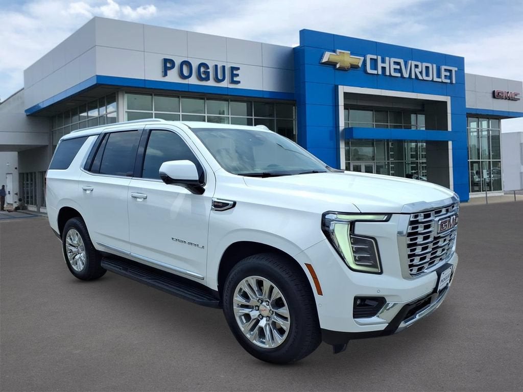 2025 GMC Yukon Denali Denali in Summit White — front three-quarter view