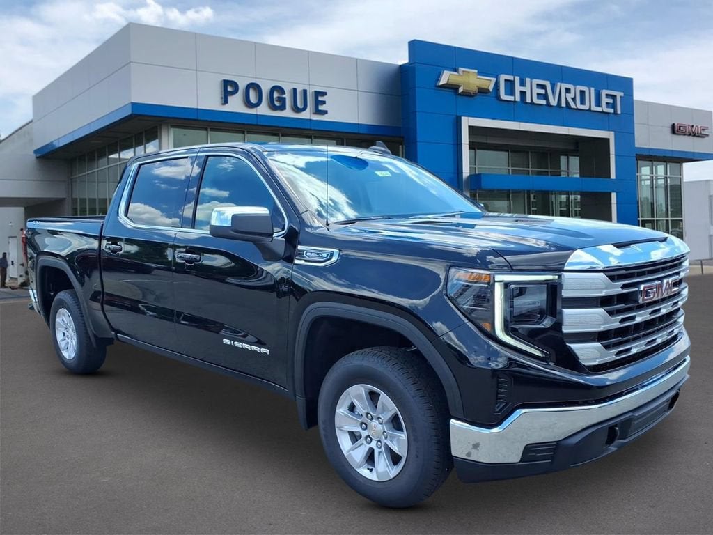 2026 GMC Sierra 1500 SLE in Onyx Black — front three-quarter view