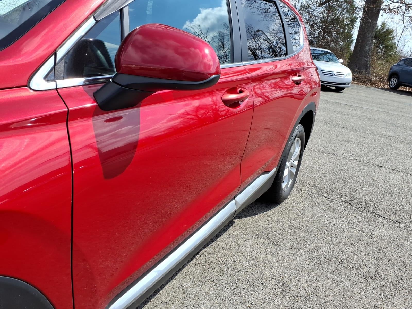 2019 Hyundai Santa Fe — detail view